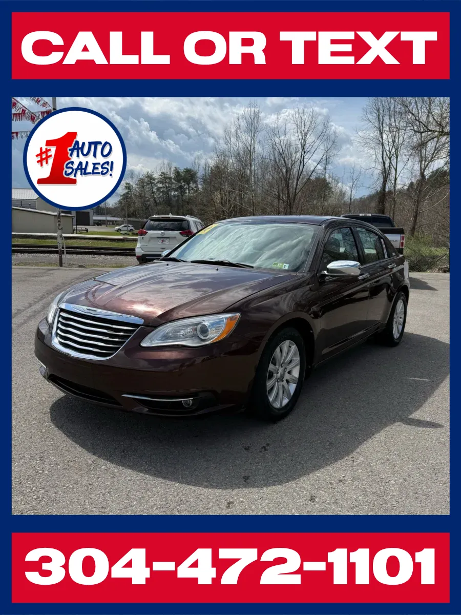 Red 2013 Chrysler 200 Limited for sale in Buckhannon, WV