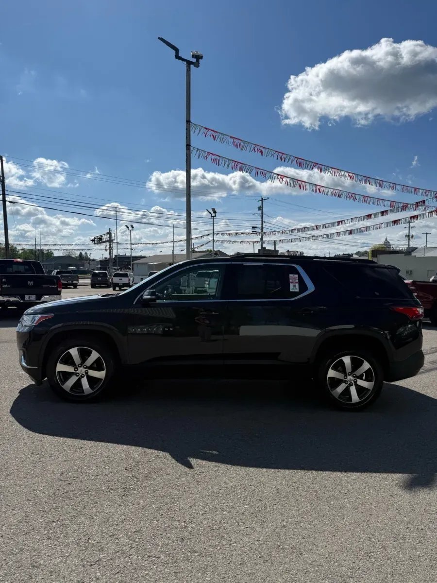 Photos of 2020 Chevrolet Traverse AWD LT Leather for sale in Buckhannon, WV at Number One Auto Sales