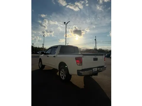 More photos of 2013 Nissan Titan SV Crew Cab 4x4 at Number One Auto Sales, WV