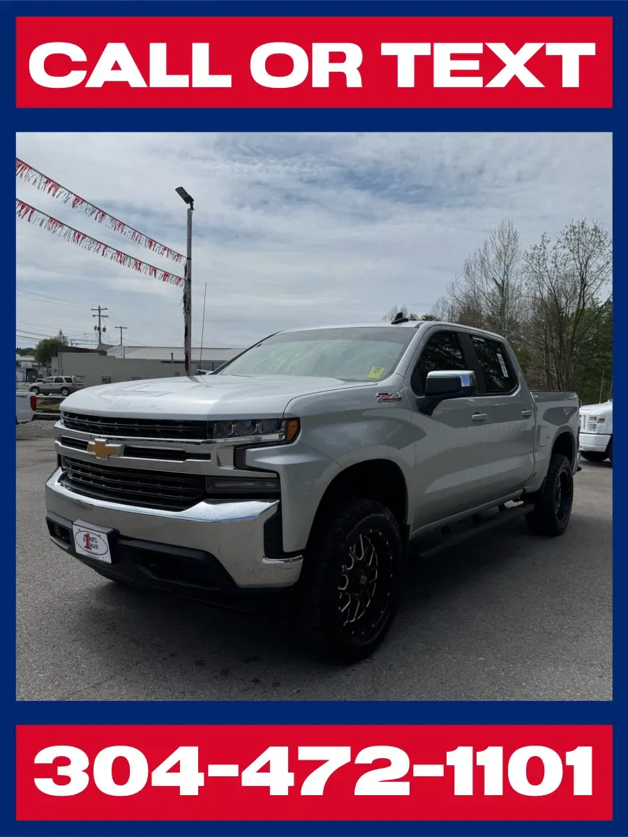 Silver 2020 Chevrolet Silverado 1500 4WD Crew Cab Z71 LT for sale in Buckhannon, WV