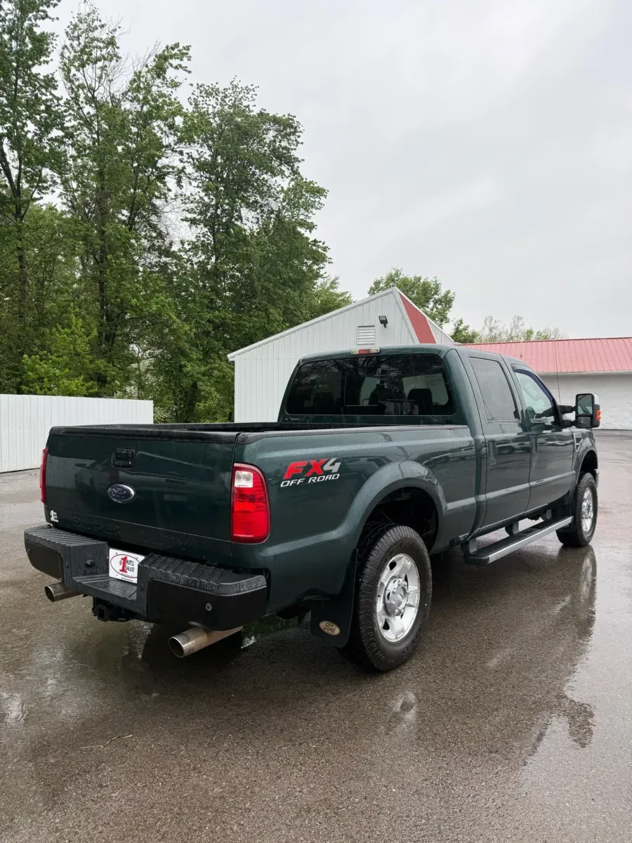 More photos of 2010 Ford F-250 SUPER DUTY XLT SuperCrew 4x4 at Number One Auto Sales, WV