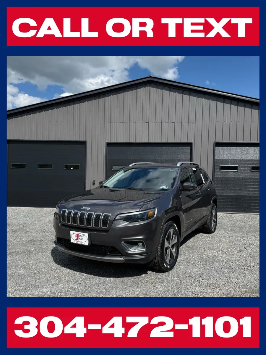 Gray 2019 Jeep Cherokee Limited 4x4 for sale in Buckhannon, WV