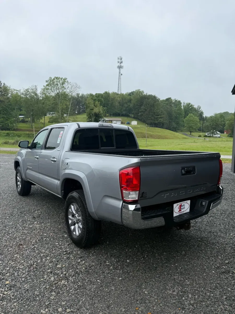 More photos of 2017 Toyota Tacoma SR5 V6 4X4 at Number One Auto Sales, WV