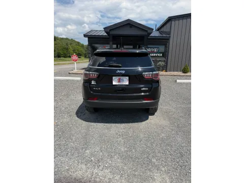 More photos of 2019 Jeep Compass Latitude 4x4 at Number One Auto Sales, WV