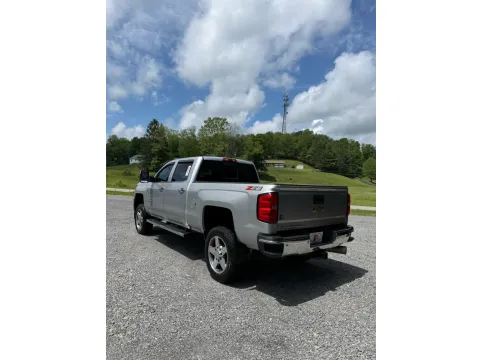 More photos of 2018 Chevrolet Silverado 2500HD LTZ Crew Cab 4x4 - Diesel! at Number One Auto Sales, WV