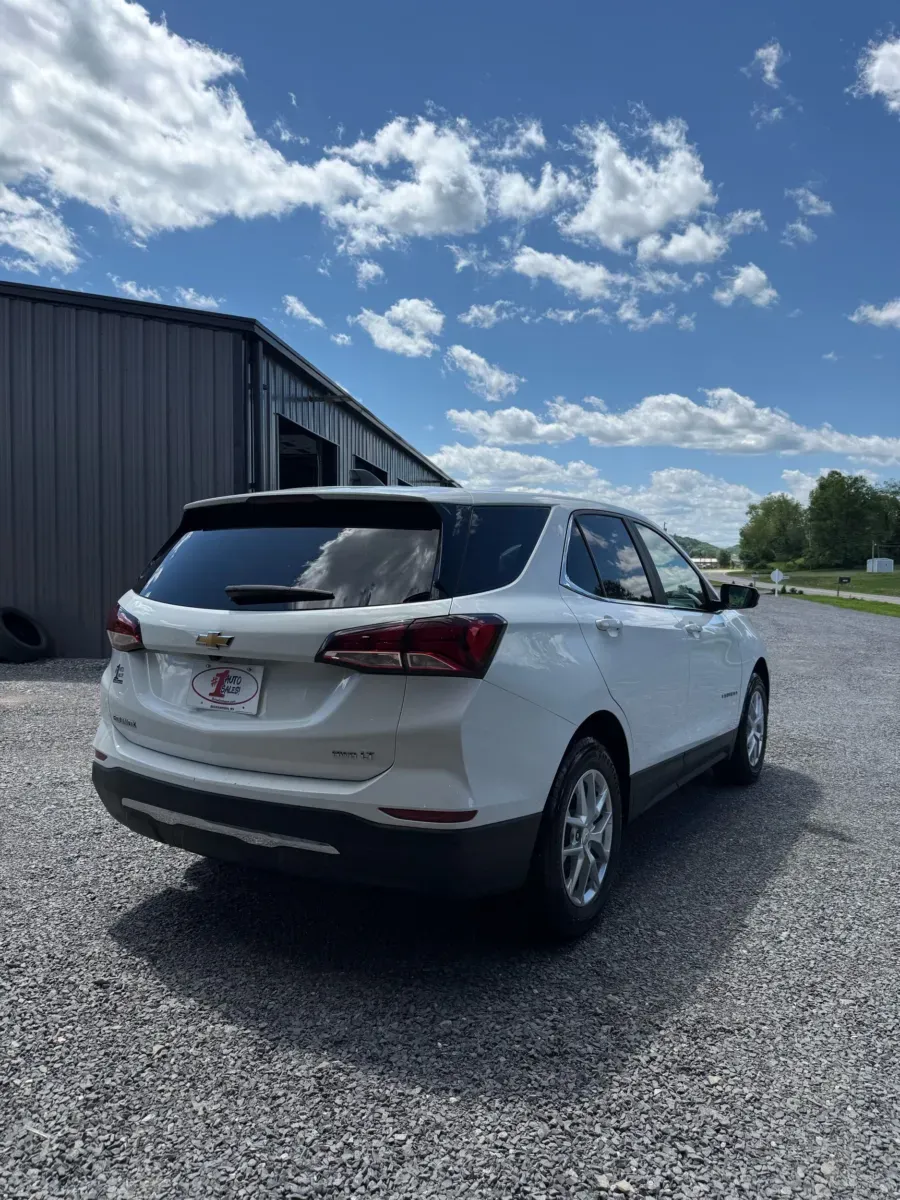 More photos of 2022 Chevrolet Equinox LT AWD at Number One Auto Sales, WV
