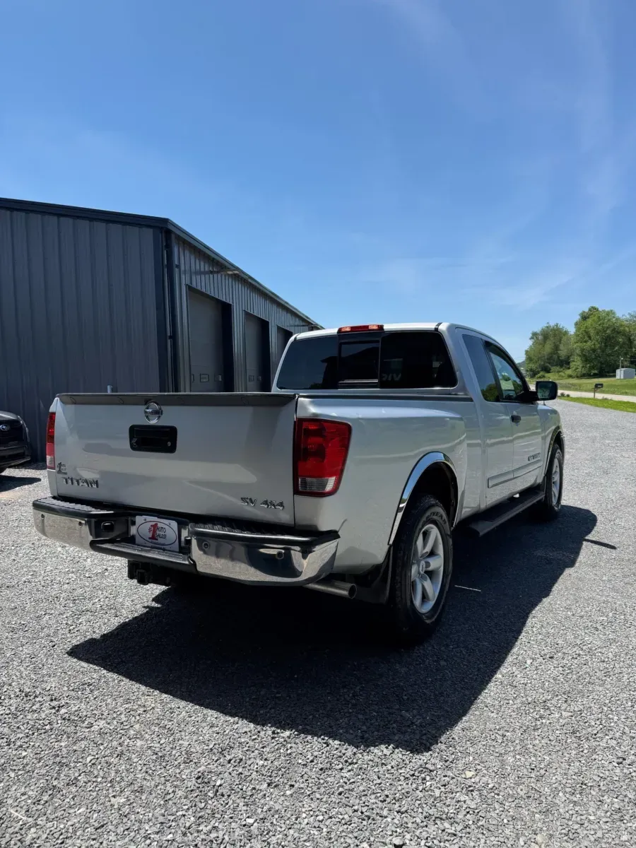 More photos of 2014 Nissan Titan SV King Cab 4x4 at Number One Auto Sales, WV