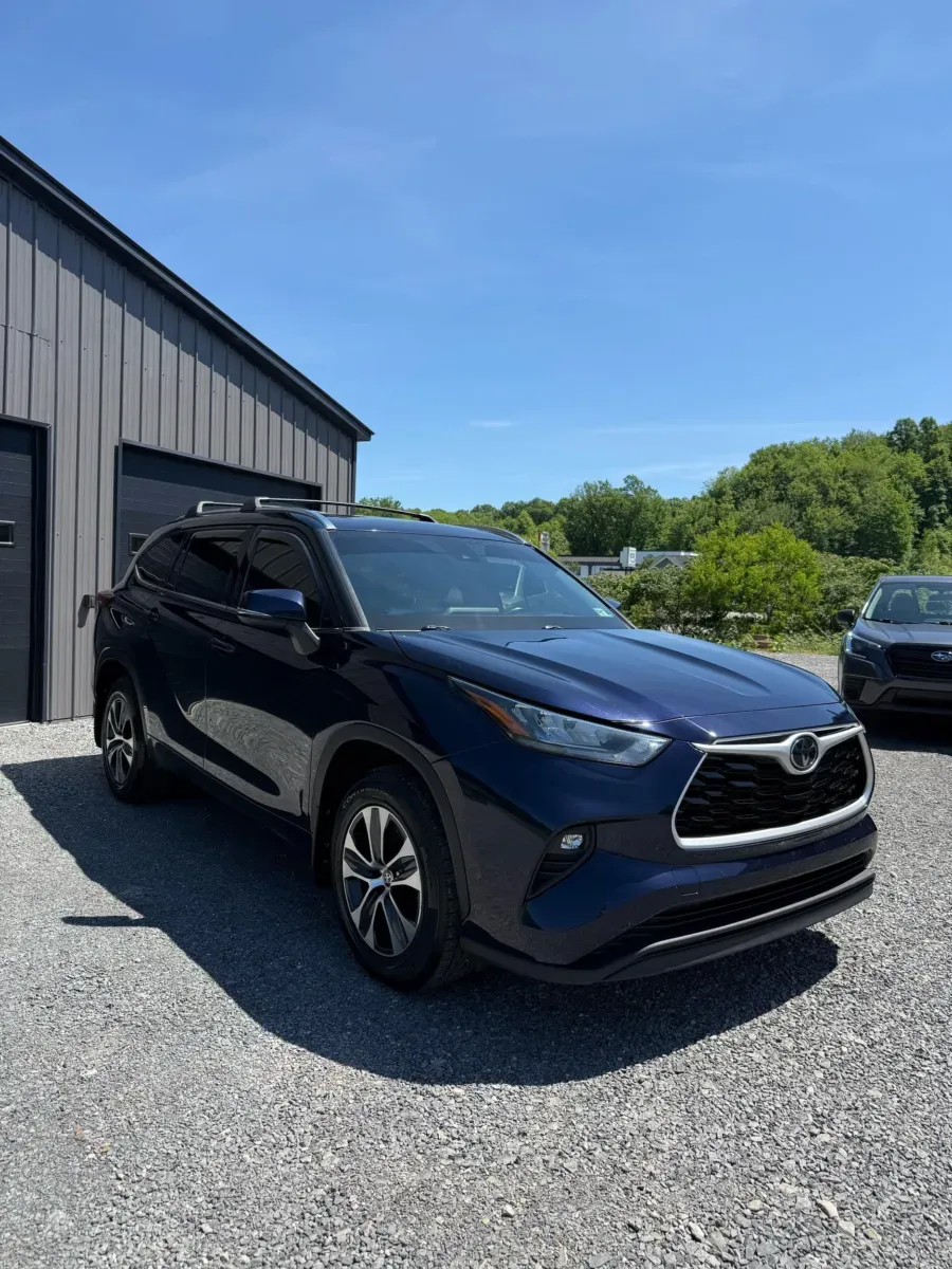 Photos of 2020 Toyota Highlander XLE AWD for sale in Buckhannon, WV at Number One Auto Sales