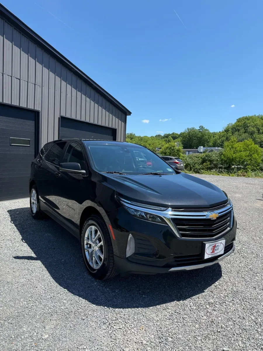 Photos of 2022 Chevrolet Equinox LT AWD for sale in Buckhannon, WV at Number One Auto Sales