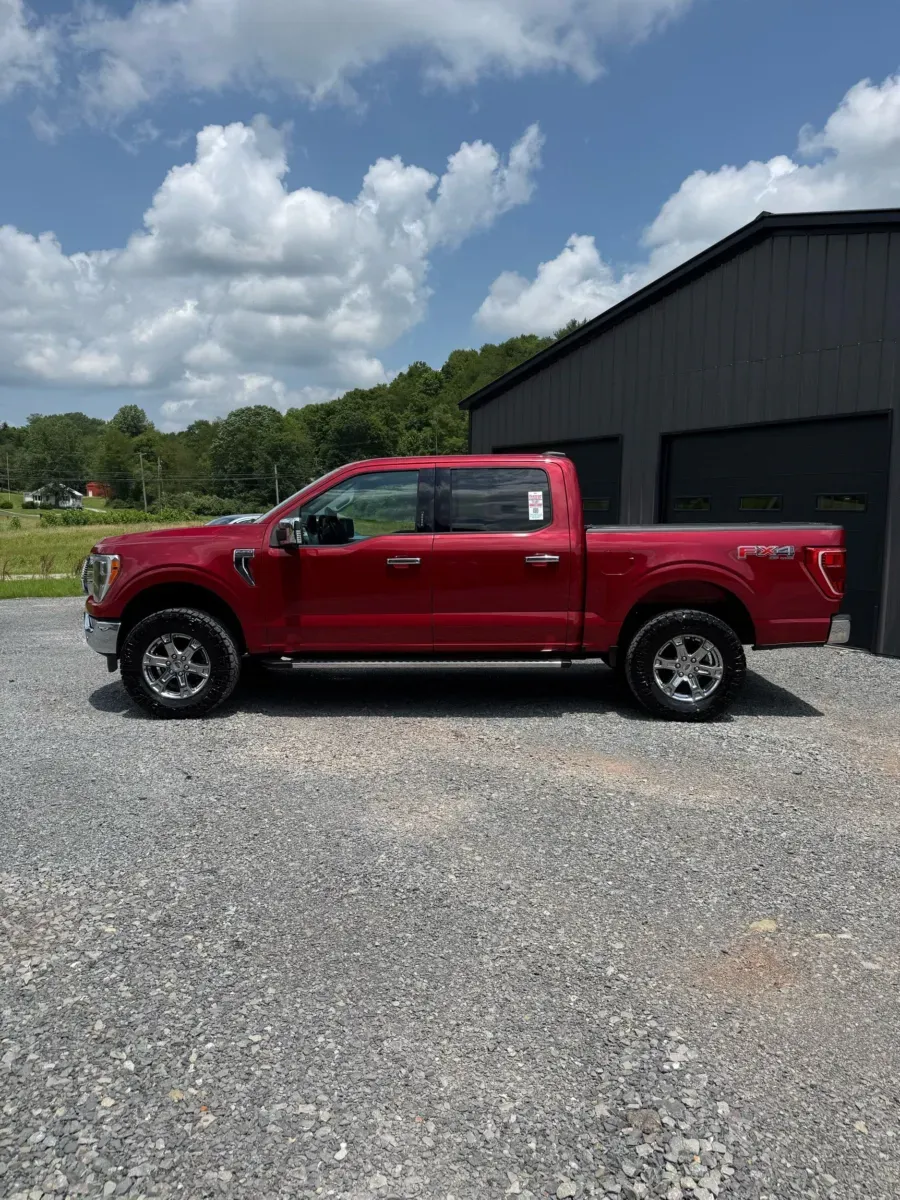 More photos of 2021 Ford F-150 XLT CREW CAB 4X4 at Number One Auto Sales, WV