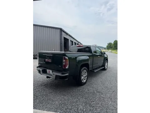 More photos of 2015 GMC Canyon SLT EXTENDED CAB 4X4 at Number One Auto Sales, WV
