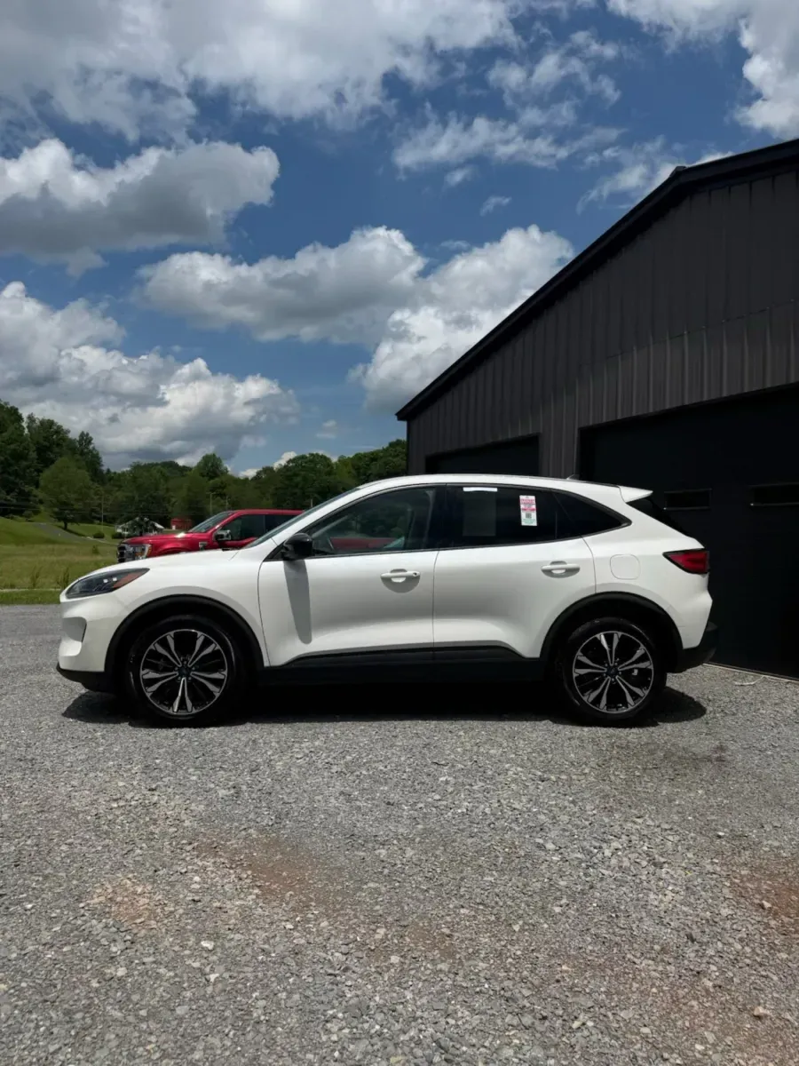 More photos of 2022 Ford Escape SE AWD at Number One Auto Sales, WV