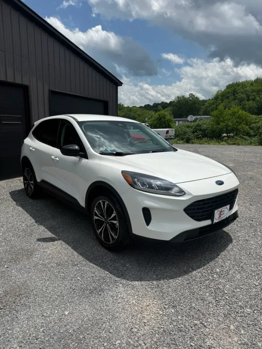 Photos of 2022 Ford Escape SE AWD for sale in Buckhannon, WV at Number One Auto Sales