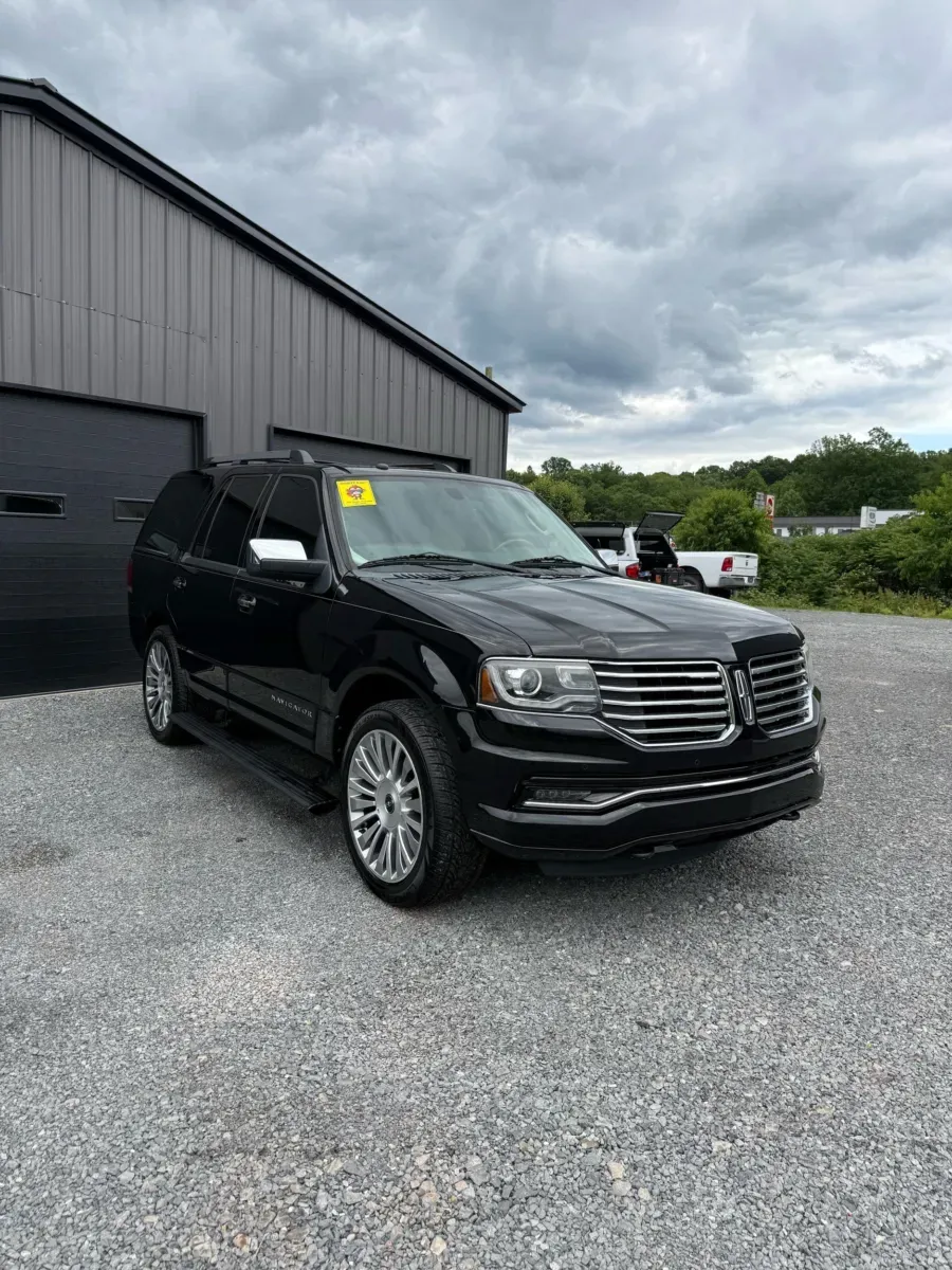 Another view of 2017 Lincoln Navigator Reserve 4X4 for sale in Buckhannon, WV at Number One Auto Sales
