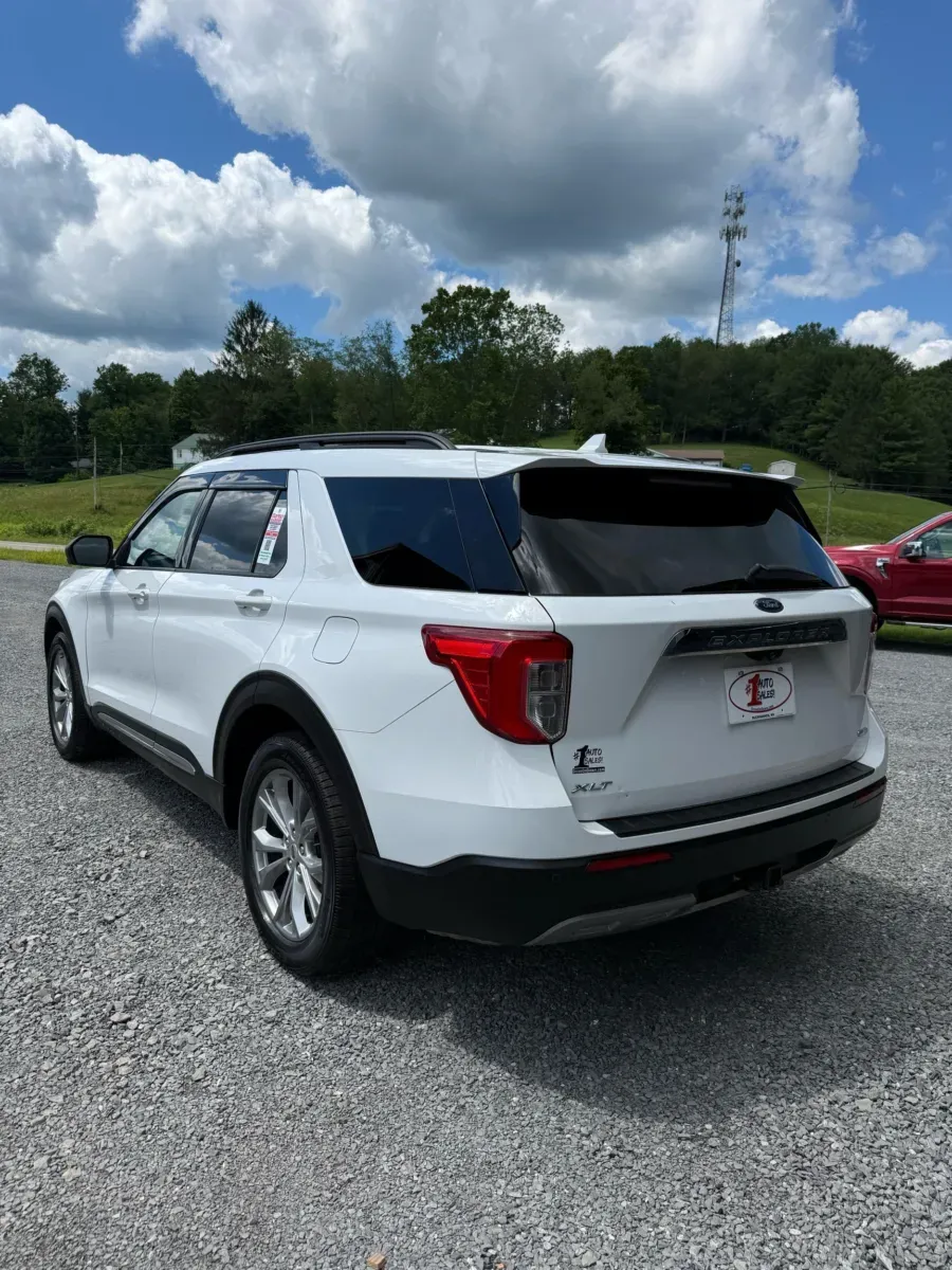 More photos of 2020 Ford Explorer XLT 4WD at Number One Auto Sales, WV