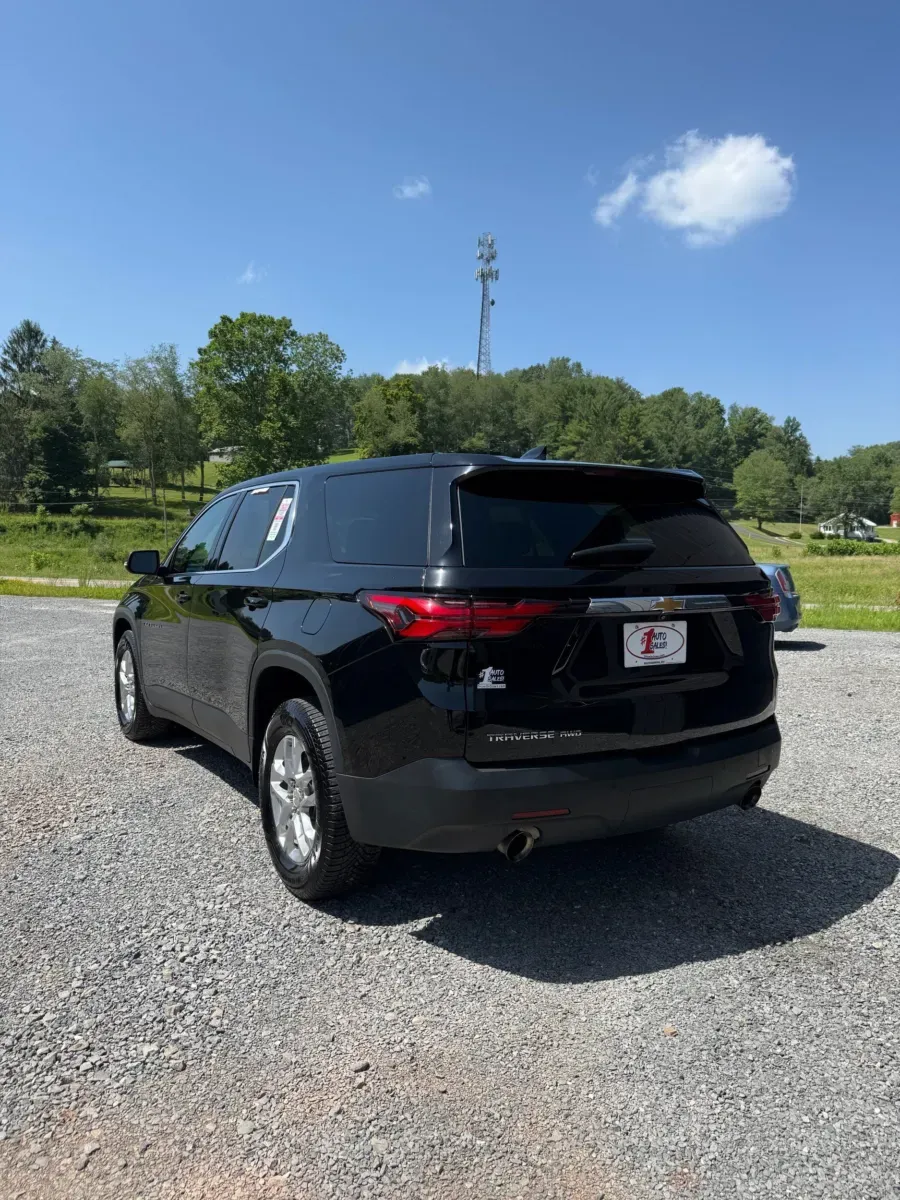 More photos of 2022 Chevrolet Traverse LS AWD at Number One Auto Sales, WV
