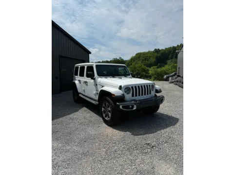 More photos of 2020 Jeep Wrangler Unlimited Unlimited Sahara 4x4 at Number One Auto Sales, WV