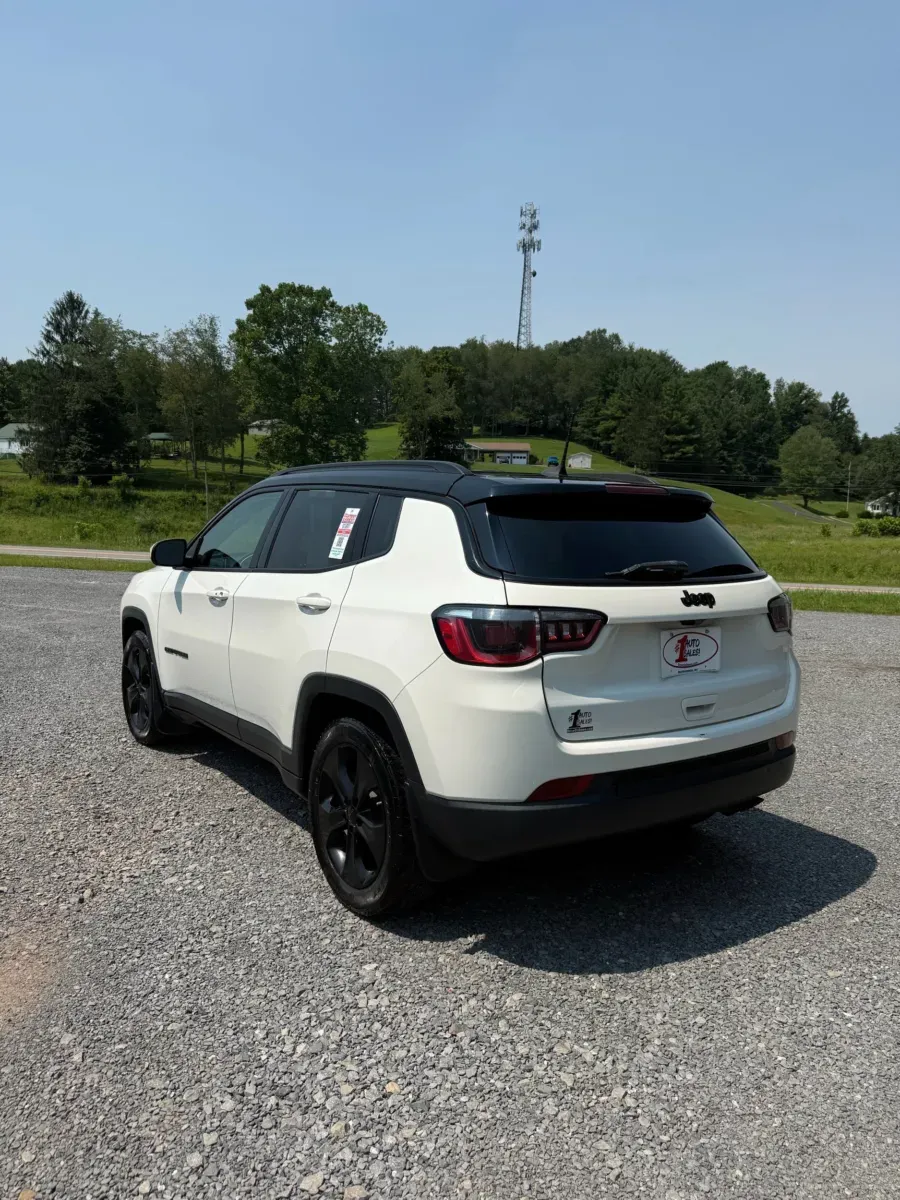 More photos of 2019 Jeep Compass Altitude FWD at Number One Auto Sales, WV