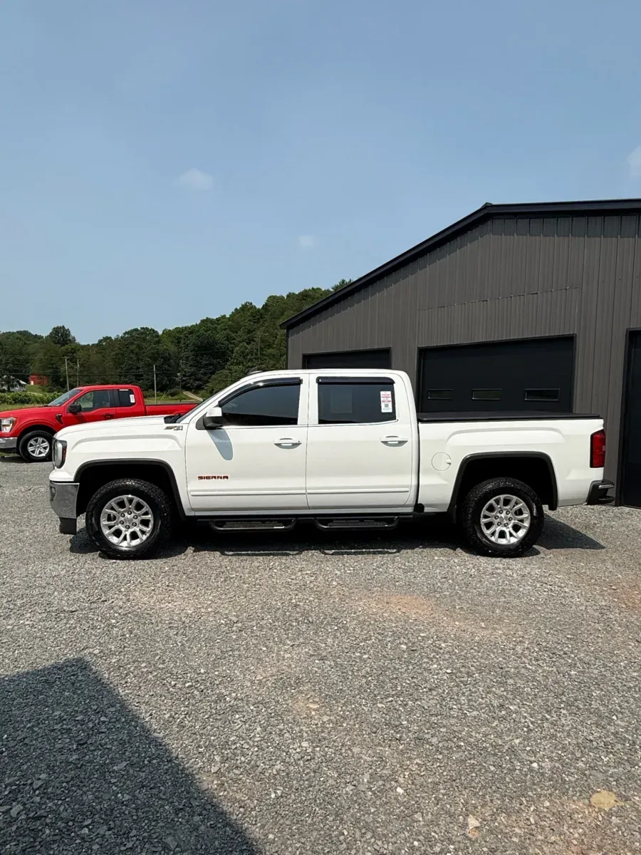 More photos of 2018 GMC Sierra 1500 SLE Crew Cab 4x4 at Number One Auto Sales, WV