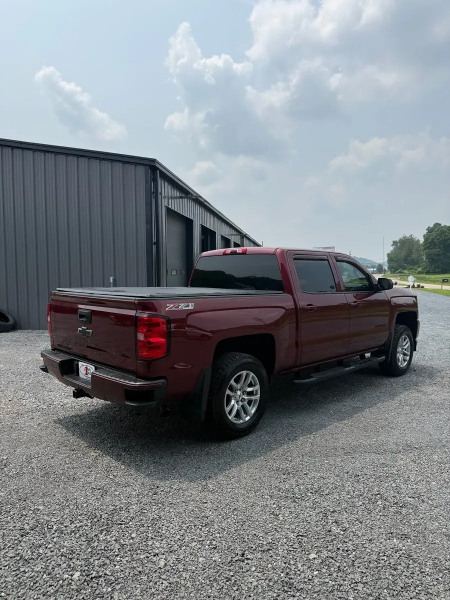 More photos of 2016 Chevrolet Silverado 1500 LT Crew Cab 4x4 at Number One Auto Sales, WV