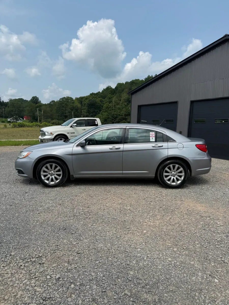 More photos of 2013 Chrysler 200 Touring at Number One Auto Sales, WV