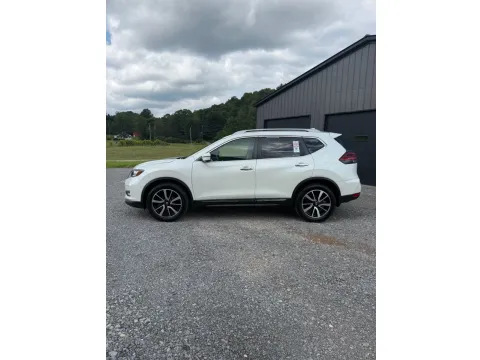 More photos of 2020 Nissan Rogue SL Intelligent AWD at Number One Auto Sales, WV