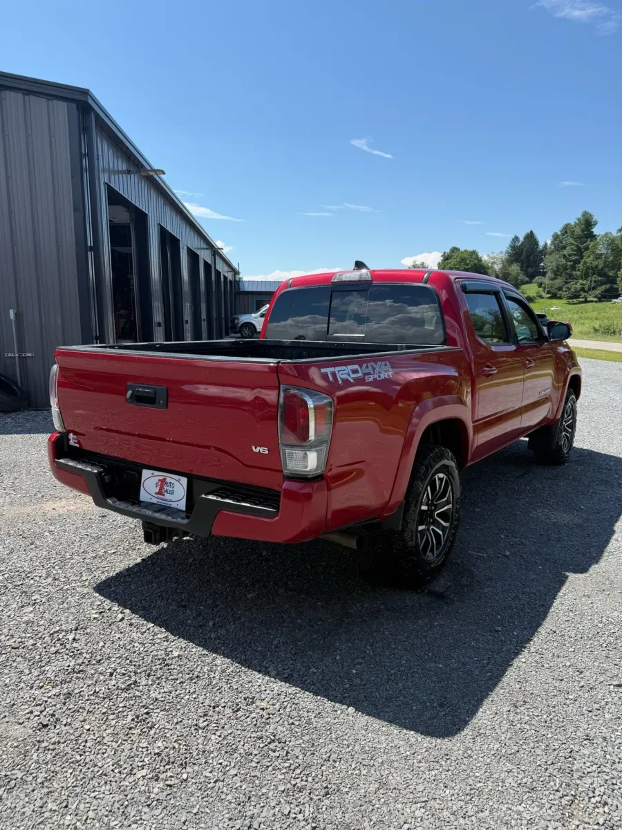 More photos of 2021 Toyota Tacoma TRD Sport Crew Cab 4x4 at Number One Auto Sales, WV