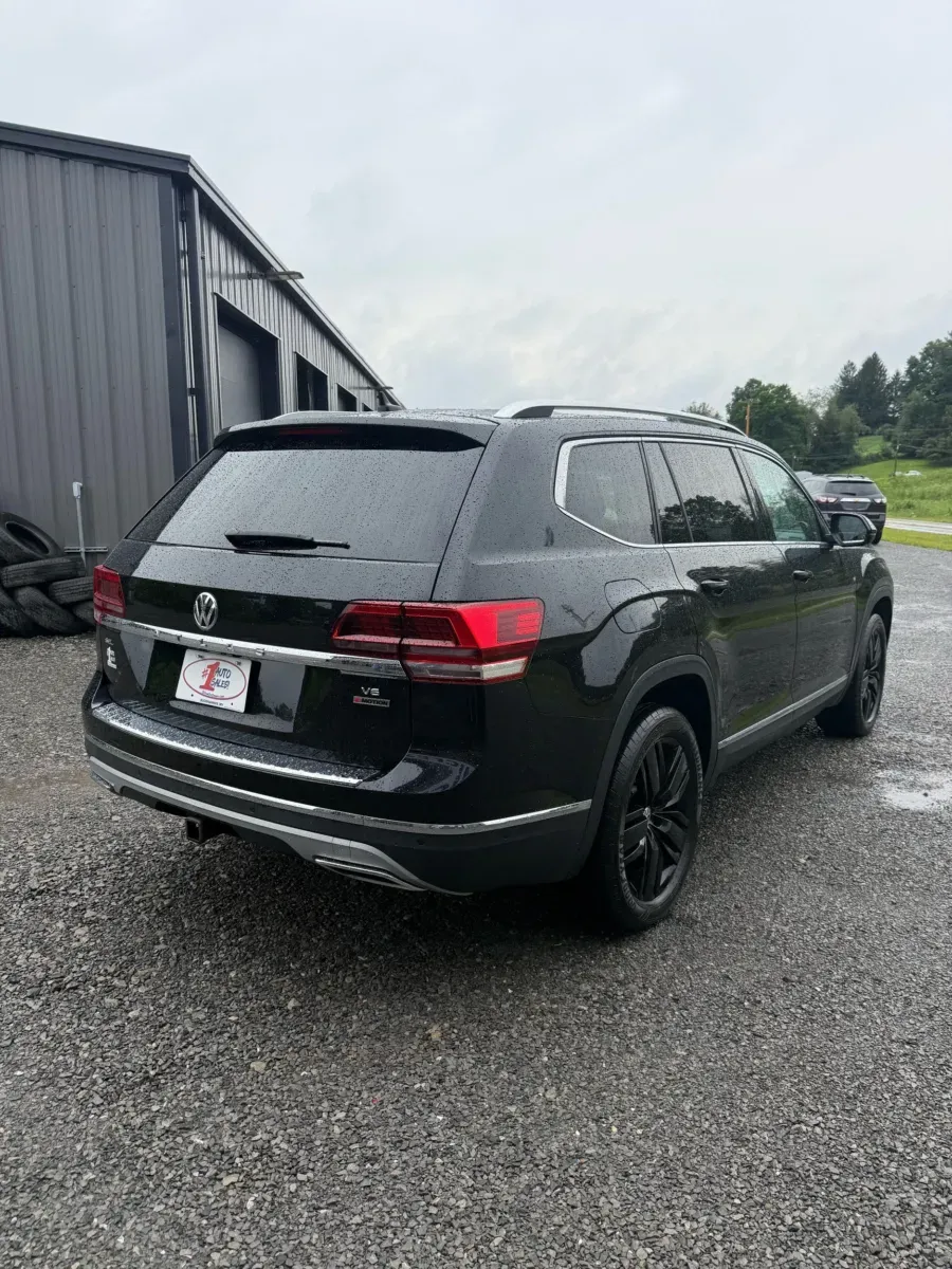 More photos of 2018 Volkswagen Atlas 3.6L V6 SEL Premium AWD at Number One Auto Sales, WV