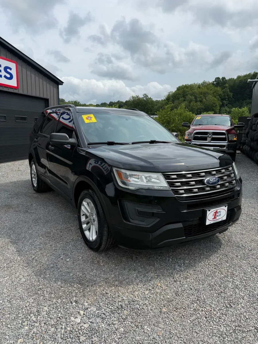 Another view of 2016 Ford Explorer 4WD 3RD ROW for sale in Buckhannon, WV at Number One Auto Sales