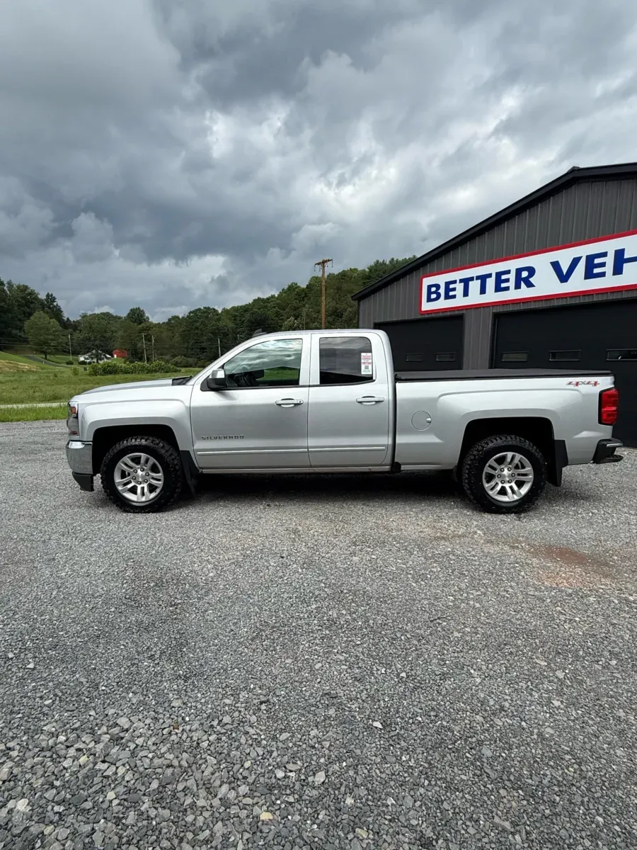 More photos of 2017 Chevrolet Silverado 1500 1LT 4WD at Number One Auto Sales, WV