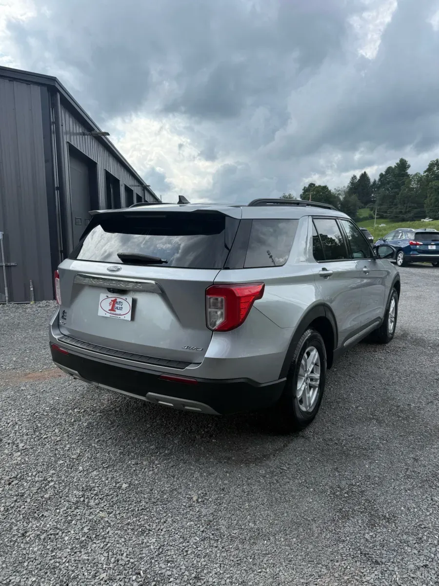 More photos of 2021 Ford Explorer XLT 4WD at Number One Auto Sales, WV