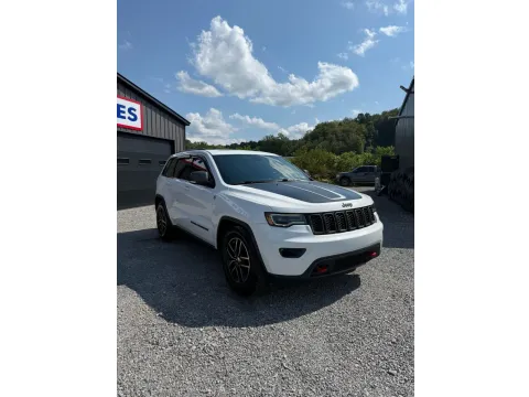 Photos of 2018 Jeep Grand Cherokee Trailhawk 4x4 for sale in Buckhannon, WV at Number One Auto Sales