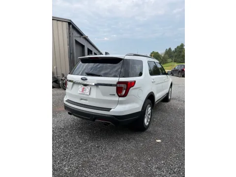 More photos of 2018 Ford Explorer XLT 4WD at Number One Auto Sales, WV