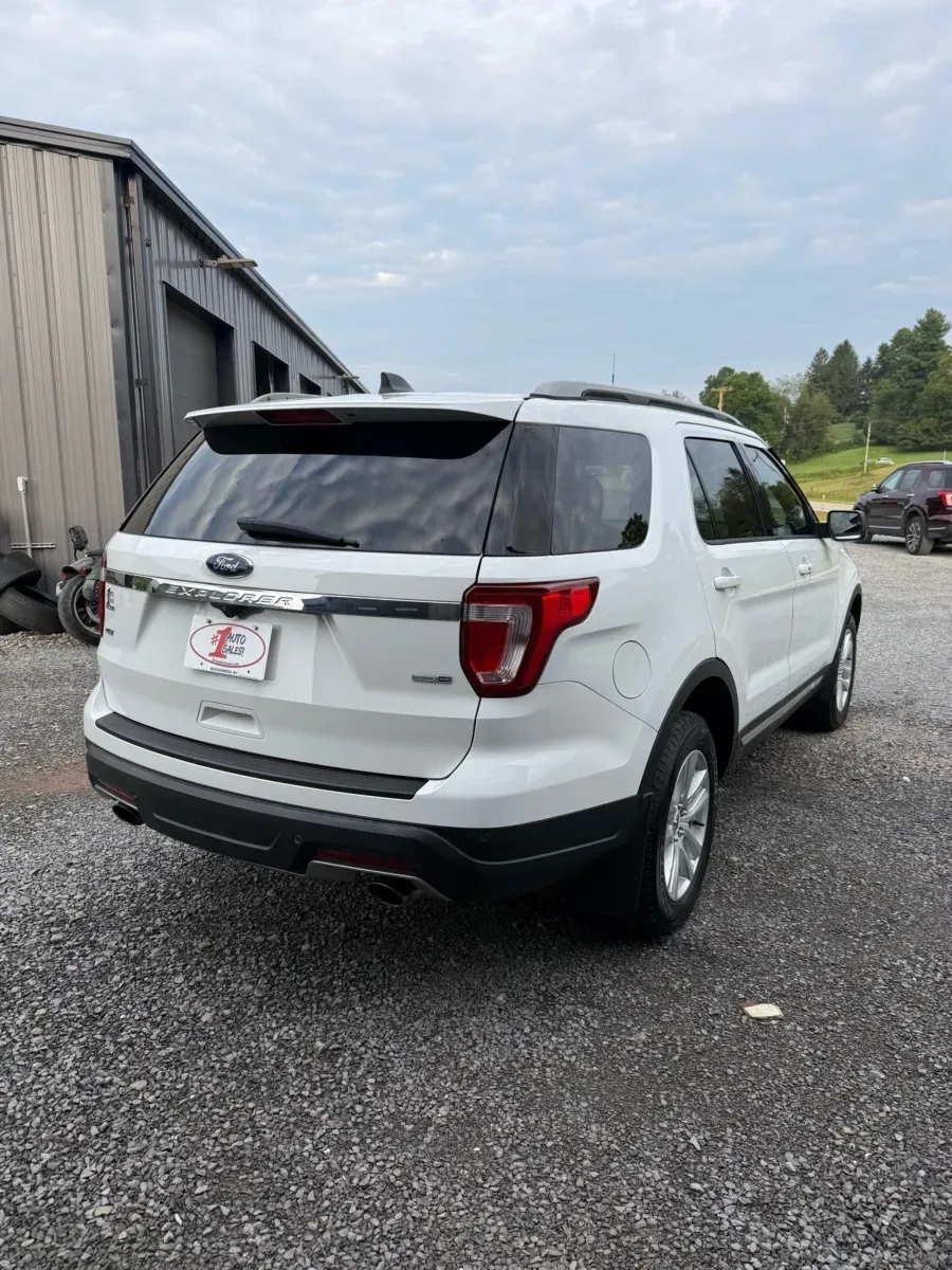More photos of 2018 Ford Explorer XLT 4WD at Number One Auto Sales, WV