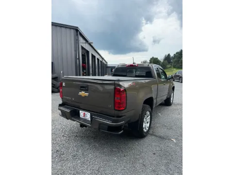 More photos of 2017 Chevrolet Colorado 4WD LT Extended Cab at Number One Auto Sales, WV