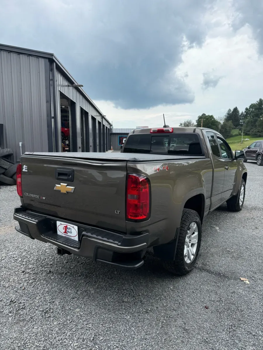 More photos of 2017 Chevrolet Colorado 4WD LT Extended Cab at Number One Auto Sales, WV