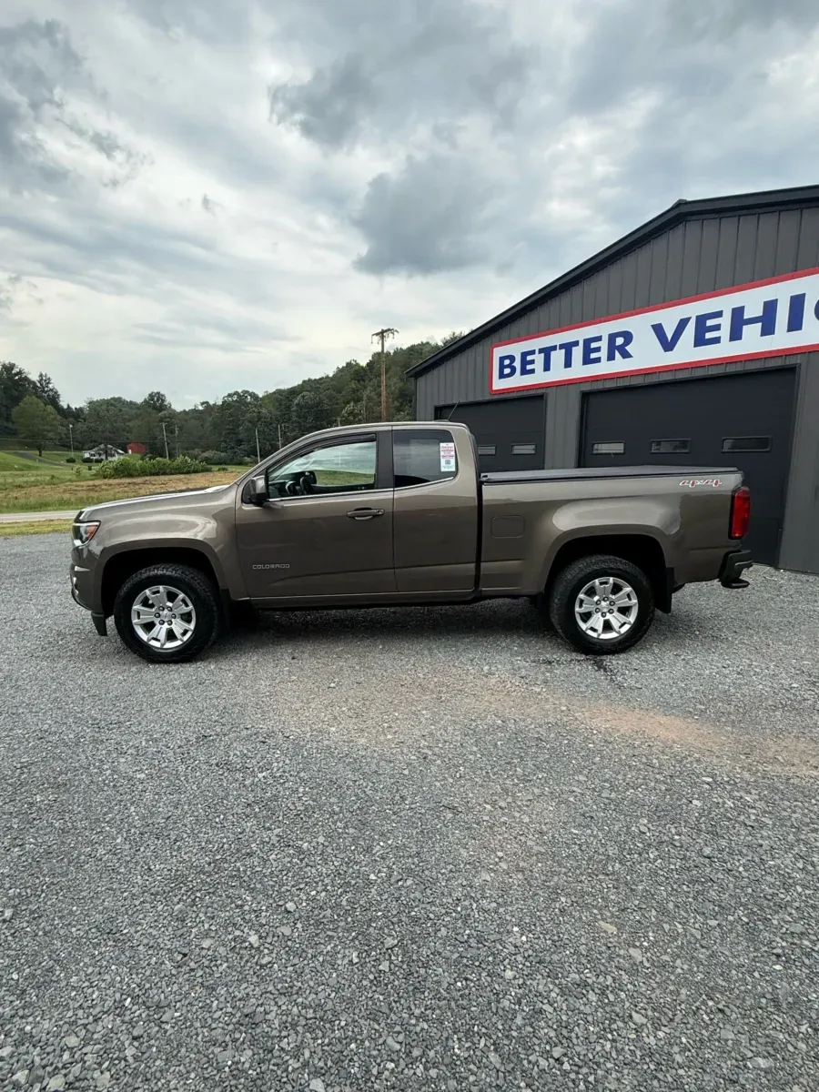 More photos of 2017 Chevrolet Colorado 4WD LT Extended Cab at Number One Auto Sales, WV
