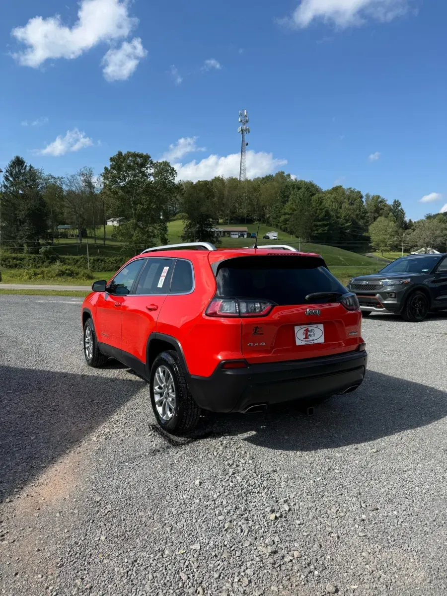 Another view of 2021 Jeep Cherokee Latitude Lux 4x4 for sale in Buckhannon, WV at Number One Auto Sales