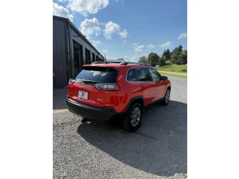 More photos of 2021 Jeep Cherokee Latitude Lux 4x4 at Number One Auto Sales, WV