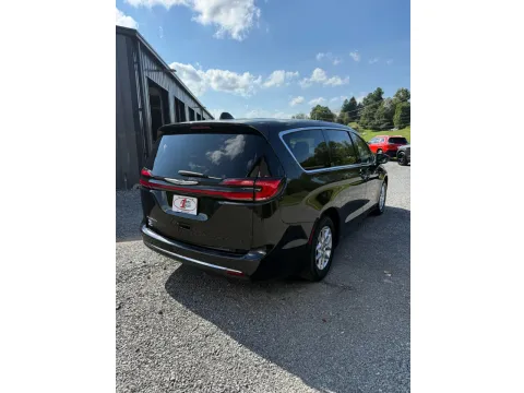 More photos of 2023 Chrysler Pacifica Touring L at Number One Auto Sales, WV