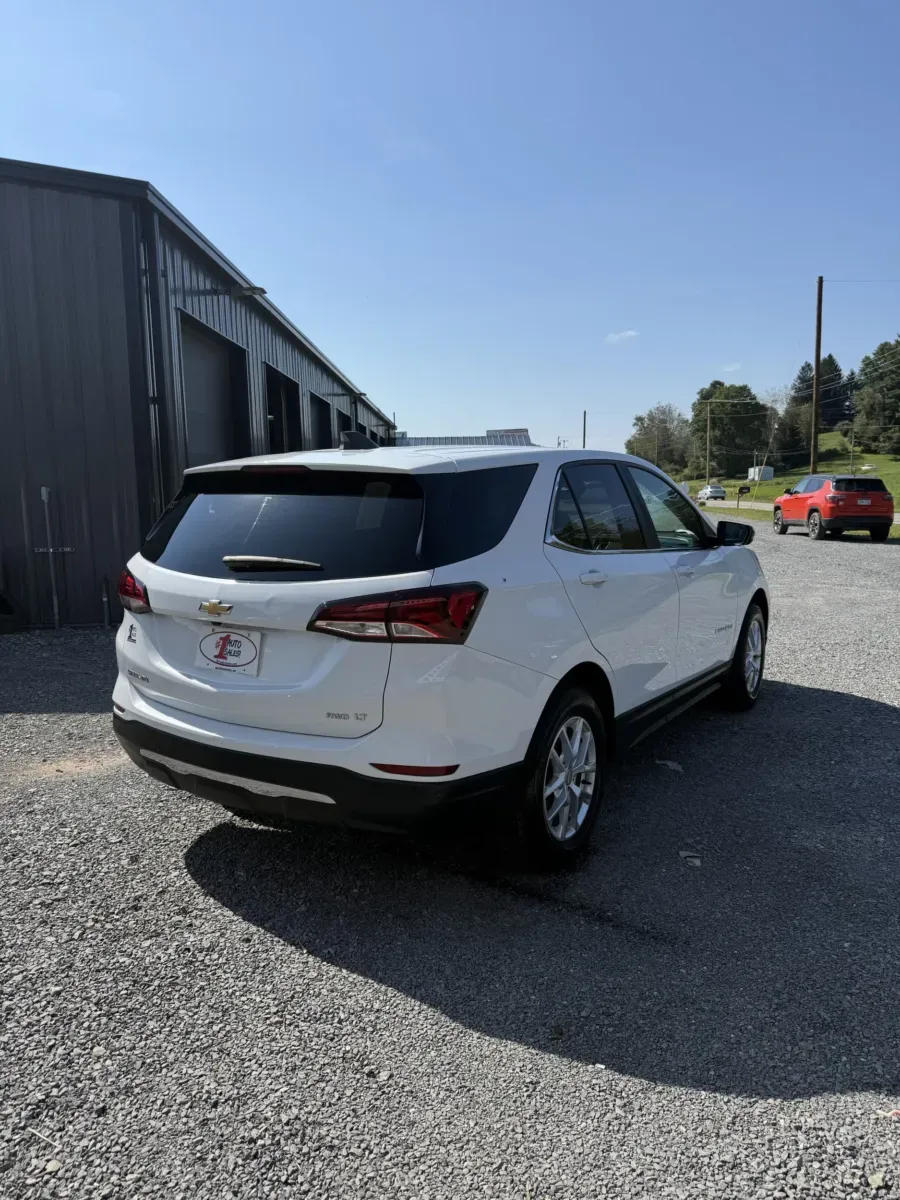 More photos of 2022 Chevrolet Equinox LT AWD at Number One Auto Sales, WV