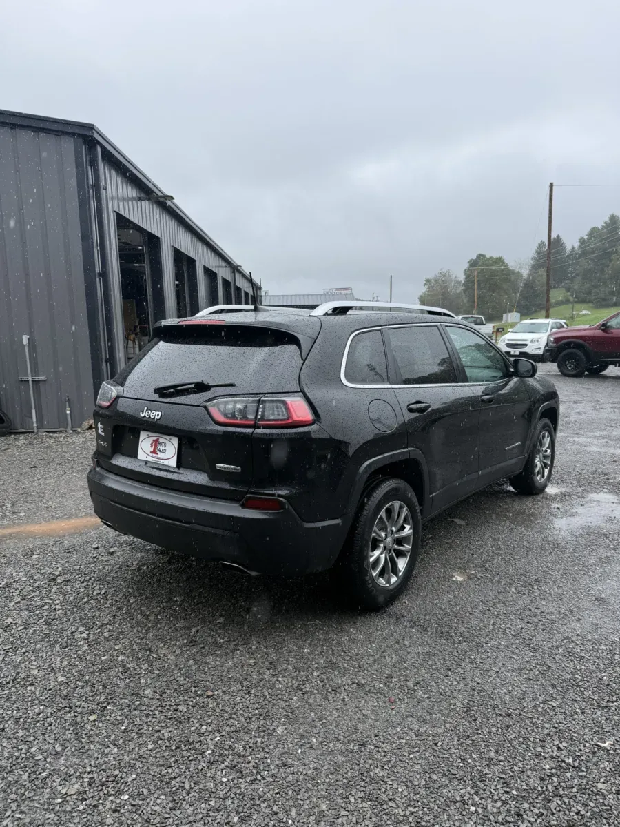 More photos of 2020 Jeep Cherokee Latitude Plus 4x4 at Number One Auto Sales, WV