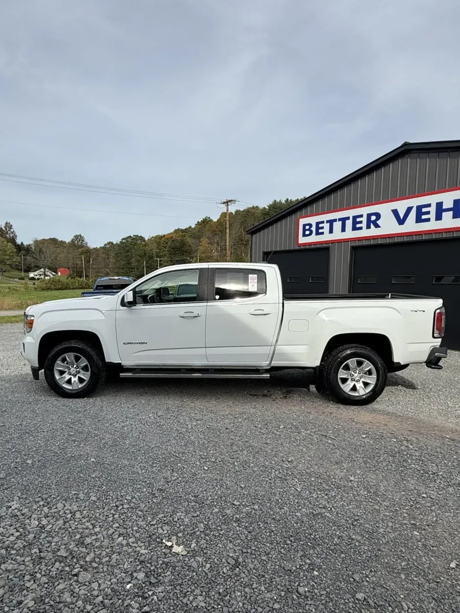 More photos of 2015 GMC Canyon SLE Crew Cab 4x4 at Number One Auto Sales, WV