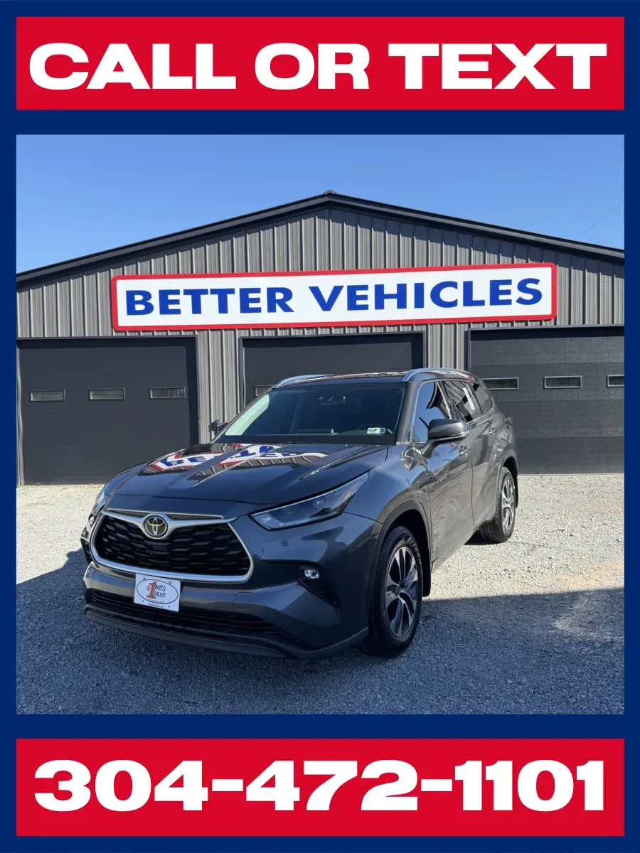 Gray 2021 Toyota Highlander XLE AWD for sale in Buckhannon, WV