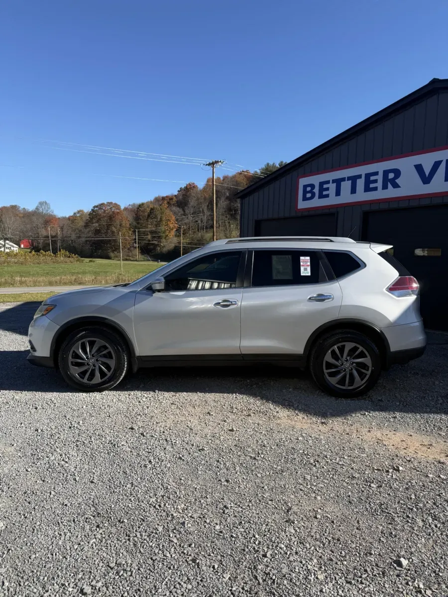 More photos of 2016 Nissan Rogue SL AWD at Number One Auto Sales, WV