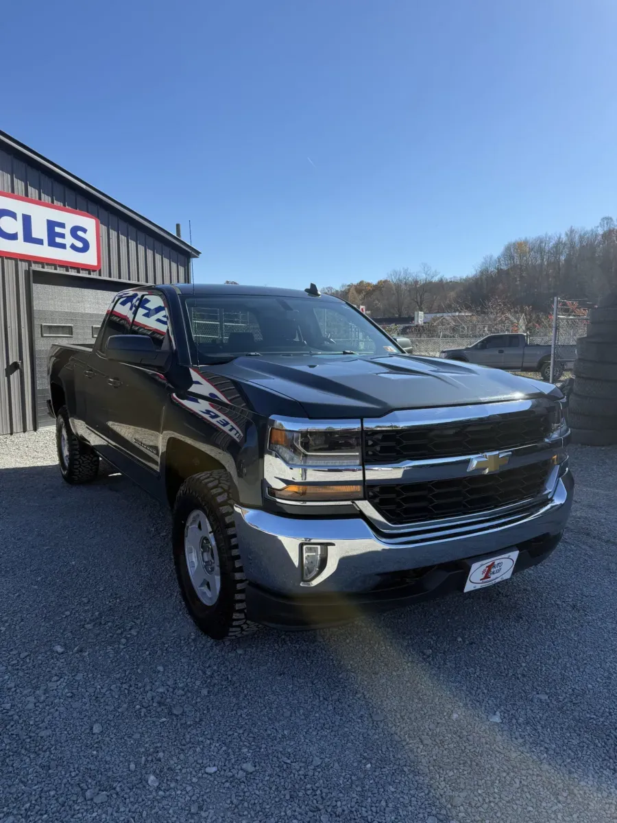 Photos of 2017 Chevrolet Silverado 1500 LT Extended Cab 4x4 for sale in Buckhannon, WV at Number One Auto Sales