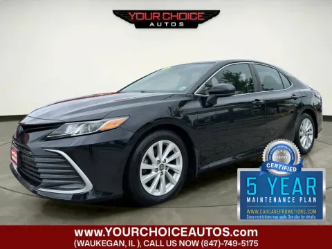 Black 2023 Toyota Camry LE for sale in Waukegan, IL