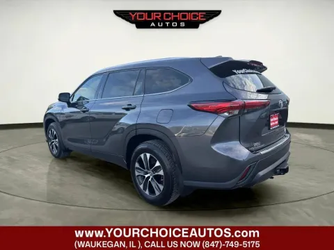 Another view of 2021 Toyota Highlander XLE for sale in Waukegan, IL at Your Choice Autos - Waukegan