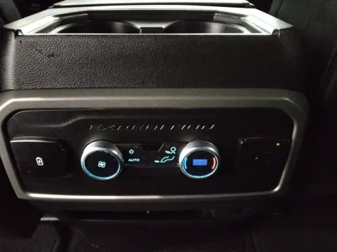 More photos of 2021 Ford Expedition Max XLT at Clement Supercenter, MO