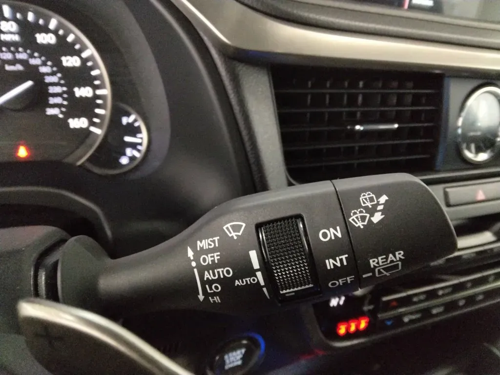 Lexus RX photo 17